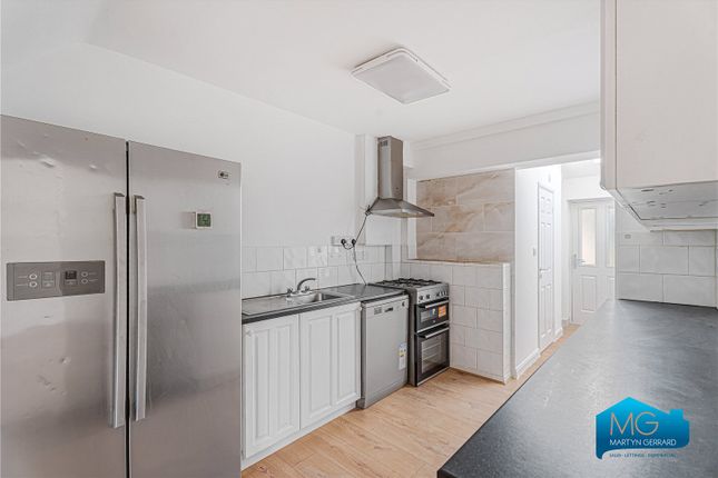 4, Norbury Grove, London photo 4