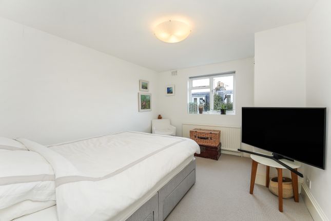 Terraced house for sale in Burnfoot Avenue, Parsons Green
