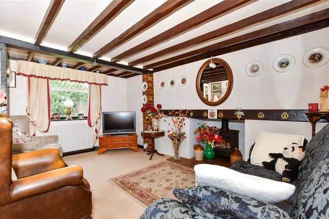 2-bed house on Amsbury Road Hunton, Maidstone, £450,000