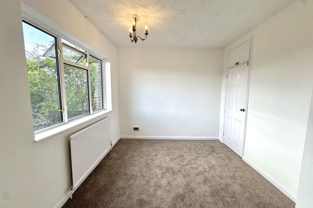63, Brent Road, Southall photo 3
