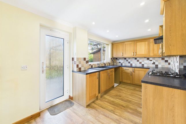 4, Bede Haven Close, Cornwall photo 4