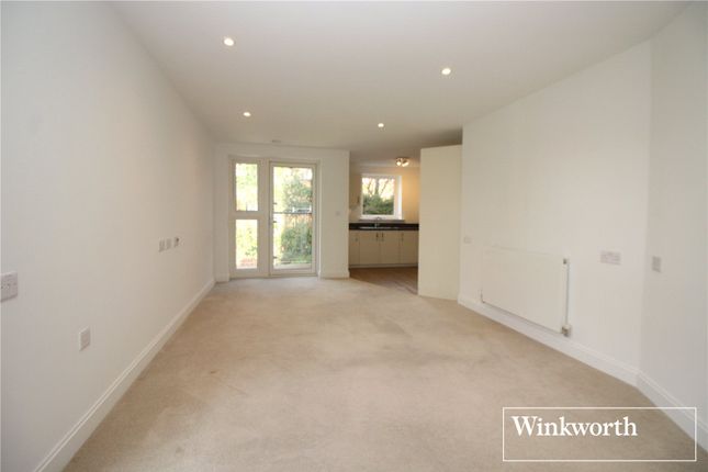 Flat 11, Goldwyn House,, Studio Way, Hertfordshire photo 4