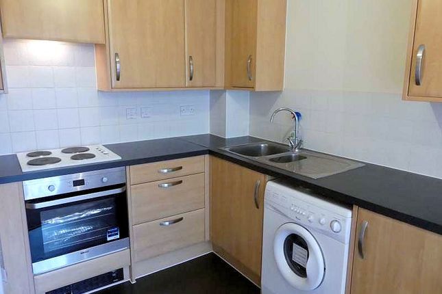 20 Jacobs Court, Crawley photo 5