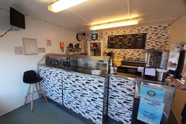 Thumbnail Restaurant/cafe for sale in Fish &amp; Chips LS28, Pudsey, West Yorkshire