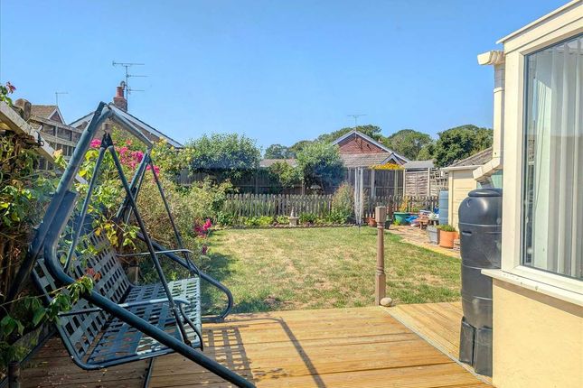 75, Samsons Road, Brightlingsea photo 2
