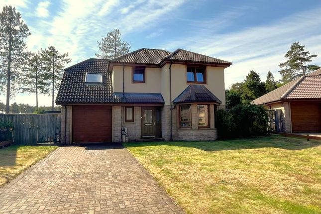 14 Provost Drive, Lossiemouth