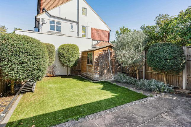 16, Garth Road, Kingston Upon Thames photo 2