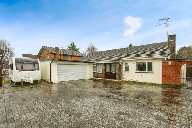 Thumbnail Bungalow for sale in Rectory Road, Wanlip, Leicester, Leicestershire