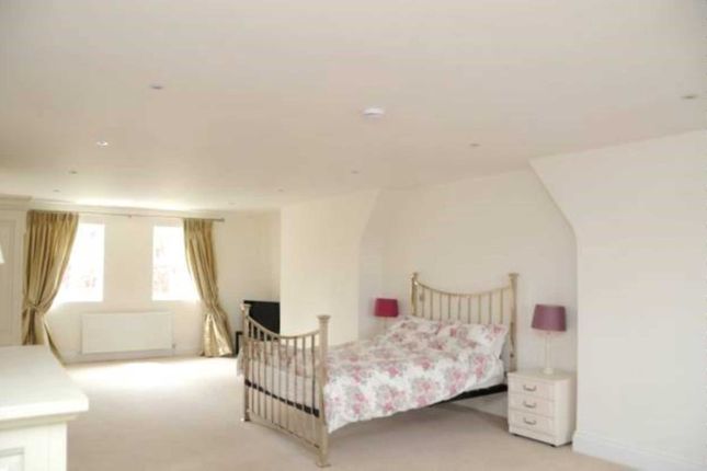 Room to rent in Fairmile, Henley On Thames