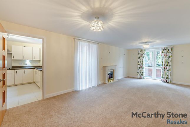 25 Sycamore Court, Filey Road, Scarborough photo 3