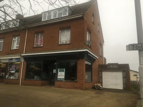 Retail premises to let in Pinhoe Road, Exeter
