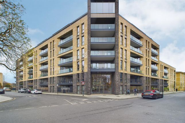 Flat for sale in Corio House, The Grange, London