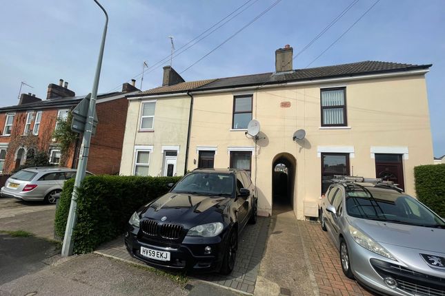 Terraced house to rent in York Road, Ipswich