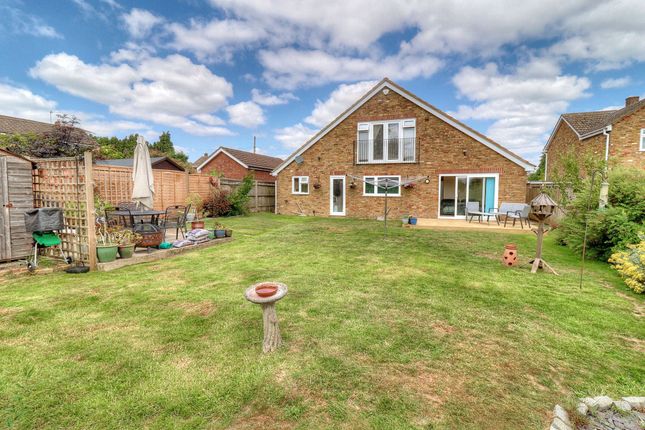 The Bungalow Green Lane, High Wycombe photo 4