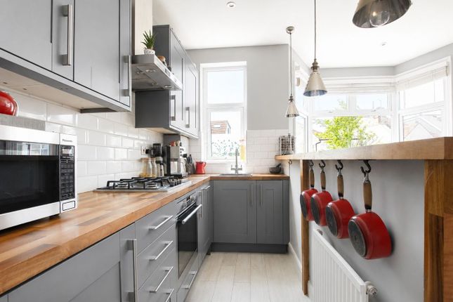 55a, Sydney Road, Ealing photo 3