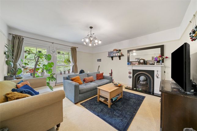 Flat 10, Argyle Mansions, 37, The Avenue, Surbiton photo 2