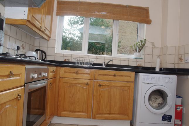 9, Hodder Close, Eastleigh photo 3