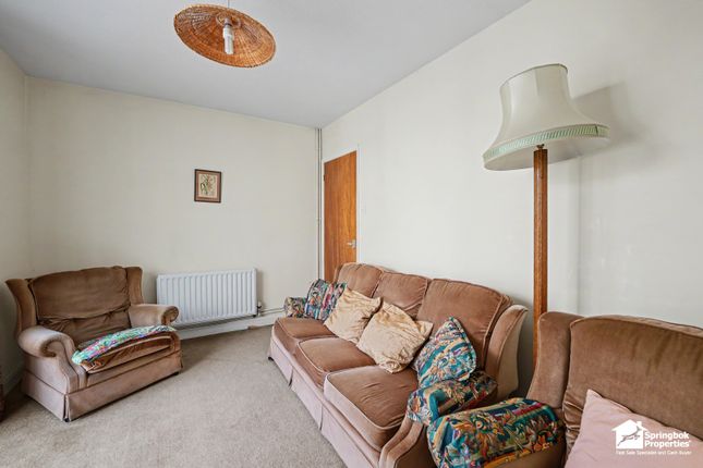 96, Sea Front Estate, Hayling Island photo 3