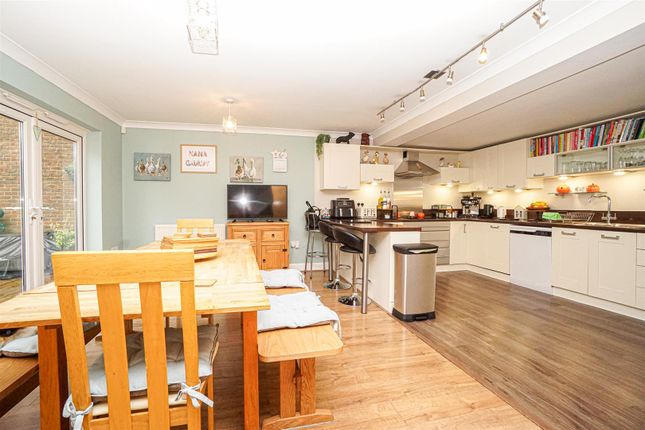 15, Helmsman Rise, St. Leonards-On-Sea photo 3