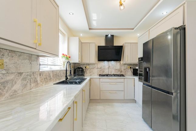 5 Zetland Avenue, Bolton photo 3