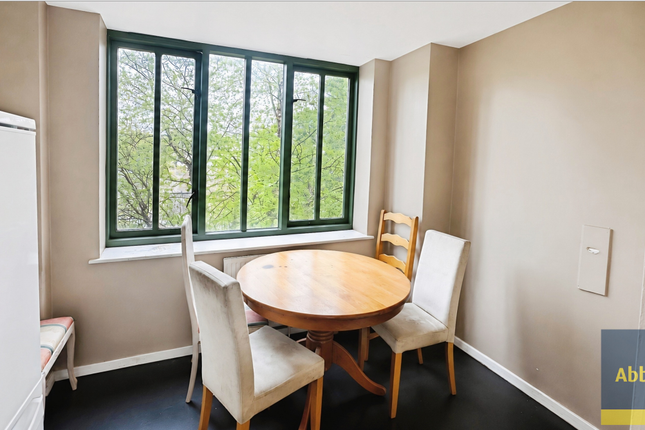 Room 10, Ipswich photo 2