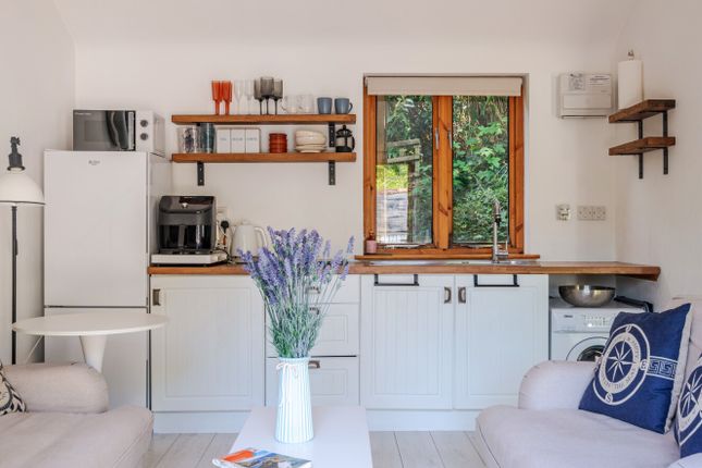 Apple Tree Lodge,, Kellow Hill, Looe photo 4