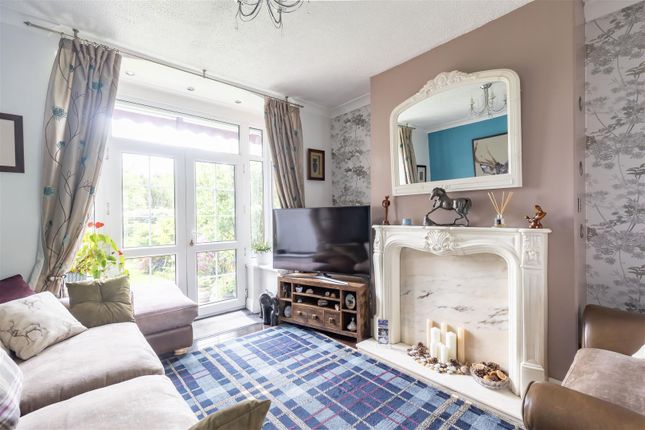 503, Plodder Lane, Bolton photo 2