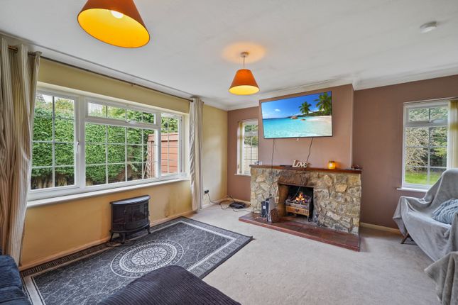Westview, Amsbury Road, Coxheath photo 3