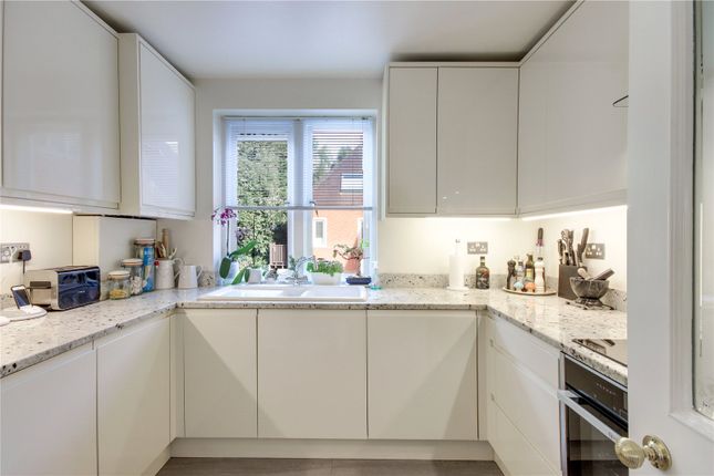 Flat 7, The Coach House,, Dene Park, Tonbridge photo 4