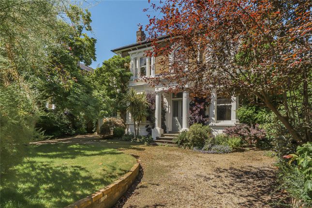 Warwick Lodge, 13, Ailsa Road, Twickenham photo 4