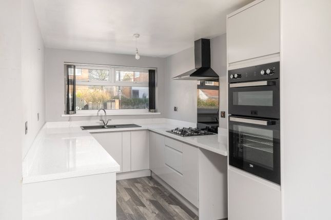 211, Hareydene, Tyne and Wear photo 2