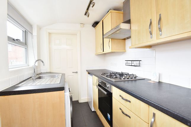58 Regent Avenue, Harrogate photo 3