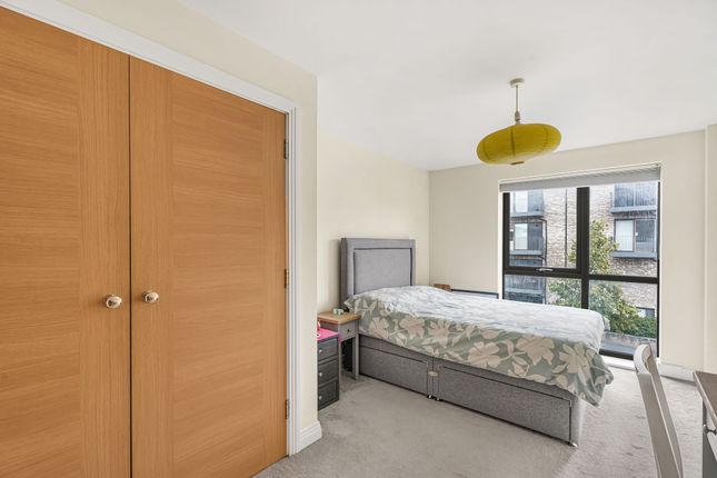 Flat 10, Vistas Point, London photo 4