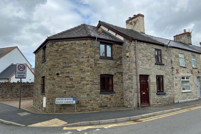 Thumbnail End terrace house for sale in Heol-Y-Dwr, Hay On Wye, Hereford