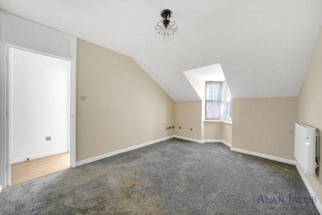 Flat 7, Stephens Court, London photo 5