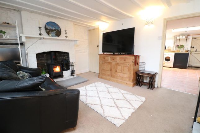 28, Fore Street, Westbury photo 4