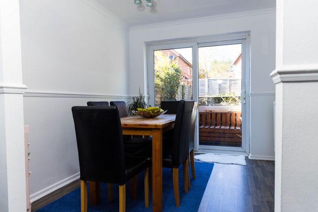 22 Harebell Close, Milton Keynes photo 4