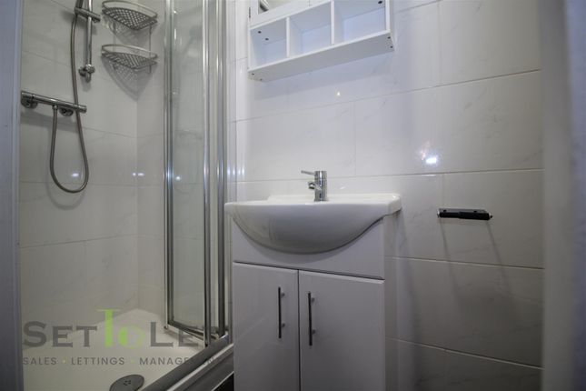 Flat 2, 24, 24 Brazil Street, Leicester photo 4