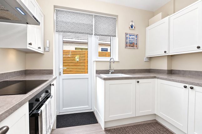 49, Hollingbourne Avenue, Bexleyheath photo 4