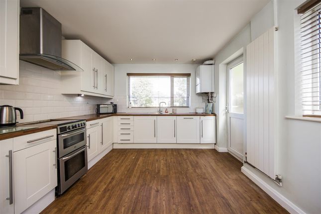 5, Oaklands Close, Sevenoaks photo 2