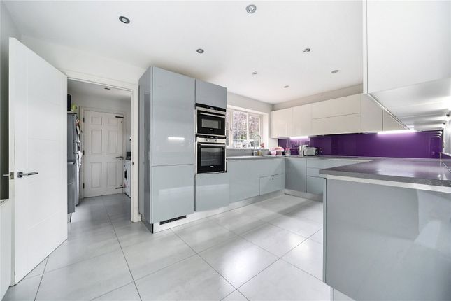 Folitsa House, 2, Lynford Close, Herts photo 3