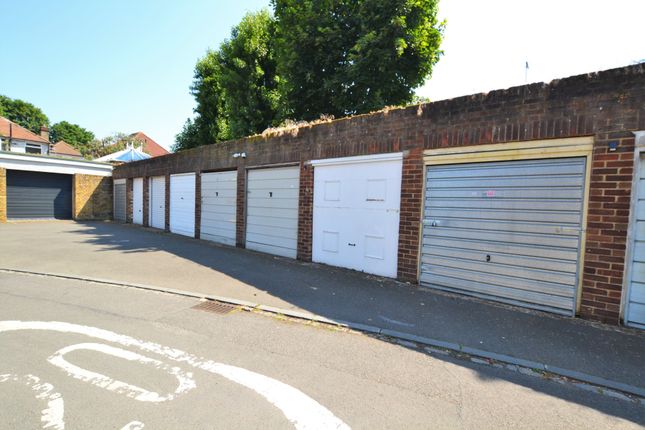 Parking/garage to rent in Lismore Close, Isleworth