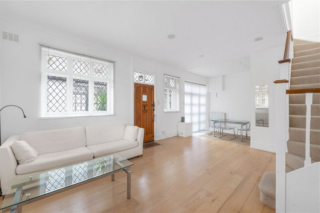 2, Courtfield Mews, London photo 3