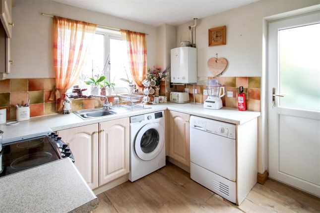 71, De-Ferneus Drive, Raunds photo 3