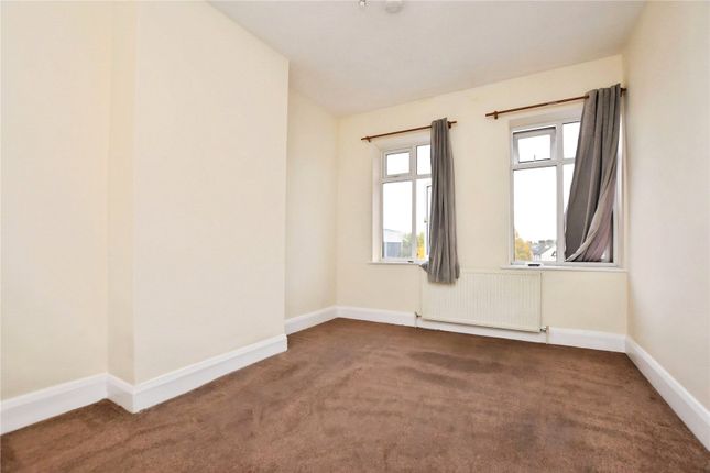 135a, High Street, Ilford photo 5
