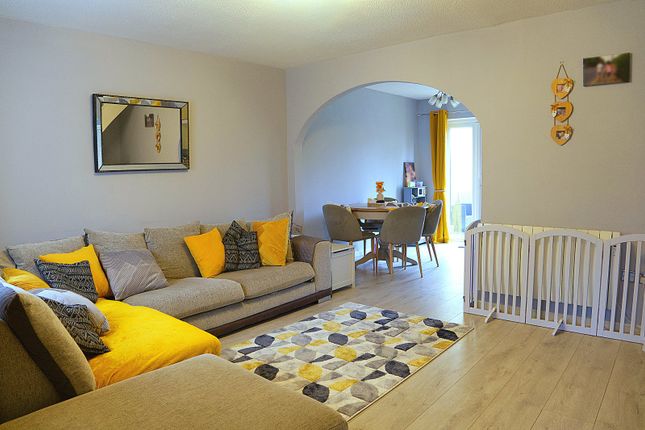 5, Hodges Close, Tetbury photo 3