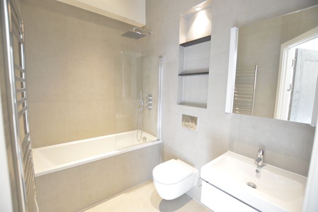 Thumbnail Flat to rent in Verona Apartment, 50 Wellington Street, Slough, Berkshire