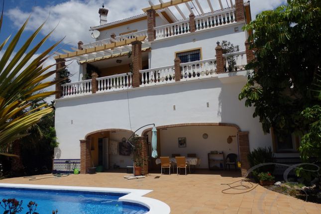 Thumbnail Villa for sale in Benajarafe, Axarquia, Andalusia, Spain