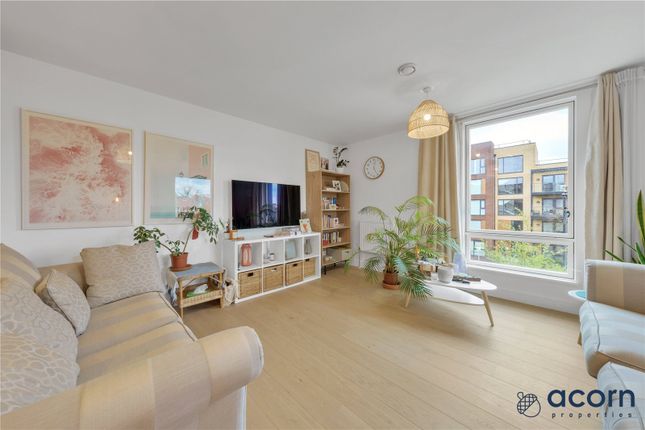 Flat for sale in Bamboo Apartments, Colindale