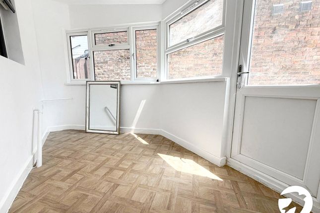 28, St. Pauls Street, Kent photo 5